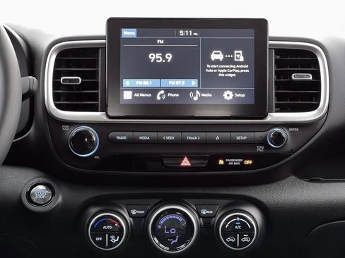 New 2026 Hyundai Venue SEL FWD image 19