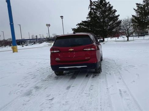 Used 2024 Chevrolet Equinox LT w/ LPO, Floor Liner Package image 31