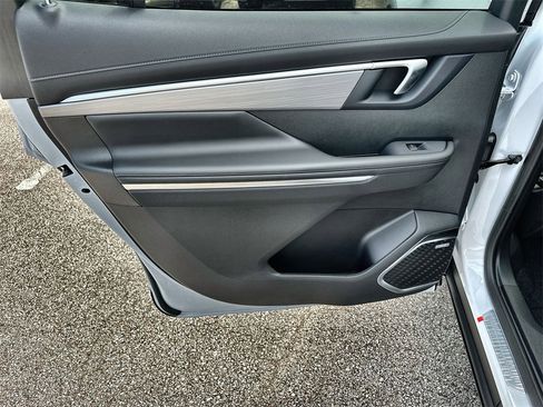 New 2026 Buick Enclave Preferred w/ Power Package image 15