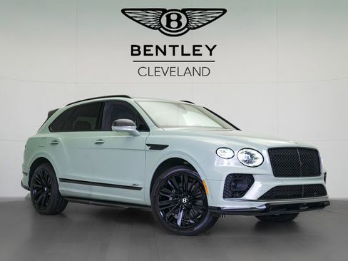 Used 2023 Bentley Bentayga Speed image 1
