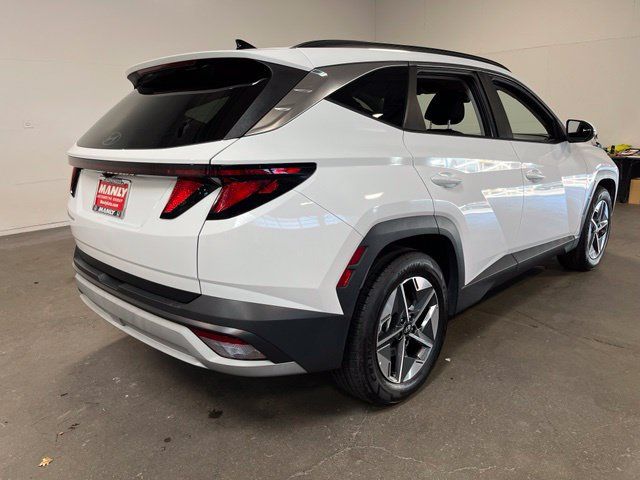 Used 2025 Hyundai Tucson SEL FWD image 3