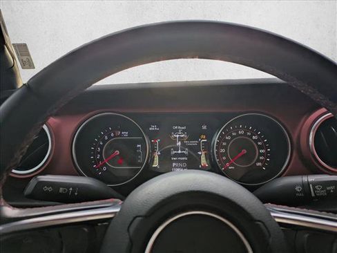 Used 2021 Jeep Gladiator Rubicon w/ LED Lighting Group image 10