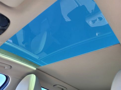 Used 2024 Hyundai Tucson Limited image 16