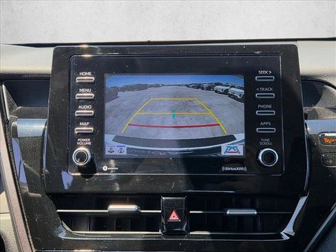 Used 2024 Toyota Camry SE FWD image 13