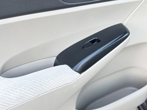 Used 2010 Honda Civic LX image 54