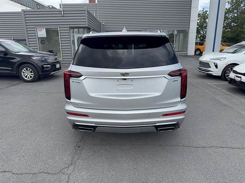Used 2020 Cadillac XT6 Premium Luxury AWD/4WD image 4