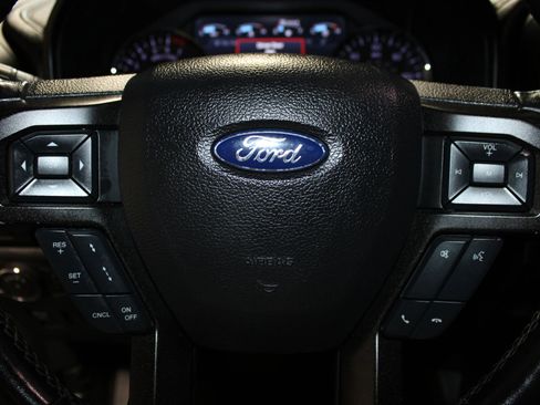 Used 2019 Ford Expedition Max Limited w/ Equipment Group 301A RWD image 28