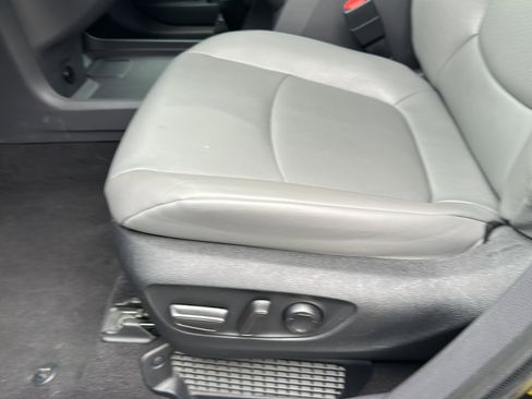 Used 2024 Toyota Sienna XLE image 15