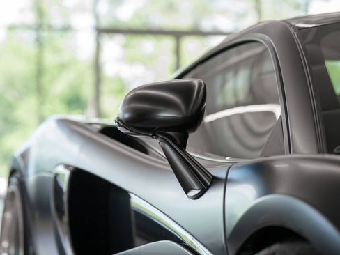 Used 2017 McLaren 570S RWD image 8