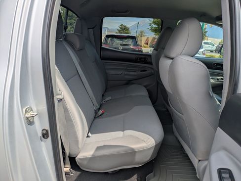 Used 2012 Toyota Tacoma 4x4 Double Cab w/ TRD Sport Pkg image 30