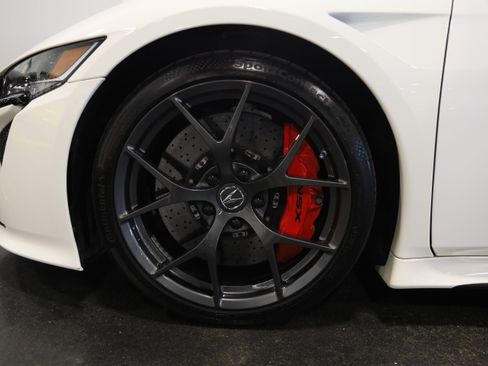 Used 2017 Acura NSX AWD/4WD image 14