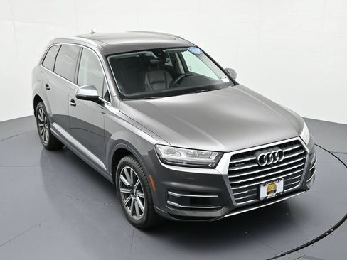 Used 2019 Audi Q7 3.0T Premium AWD/4WD image 15