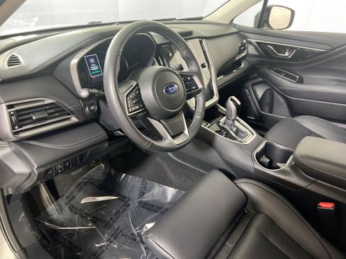 Used 2023 Subaru Outback Limited XT AWD/4WD image 9