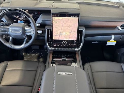 New 2026 GMC Yukon Denali w/ Advanced Technology Package AWD/4WD image 15
