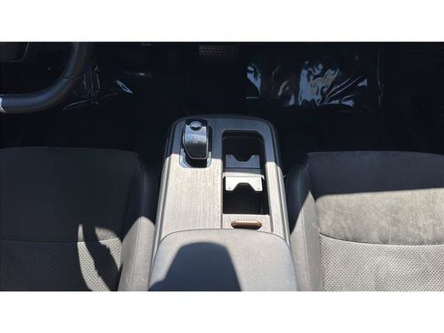 Used 2024 Nissan Ariya FWD image 26
