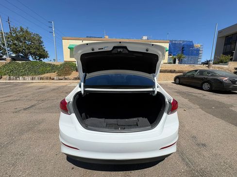 Used 2017 Hyundai Elantra SE w/ SE A/T Tech Package 03 FWD image 19