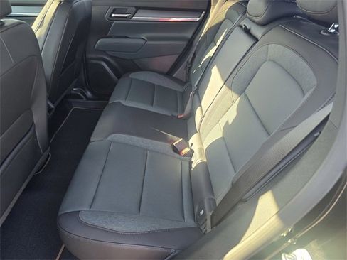 New 2026 GMC Terrain AT4 w/ Technology Package II image 9