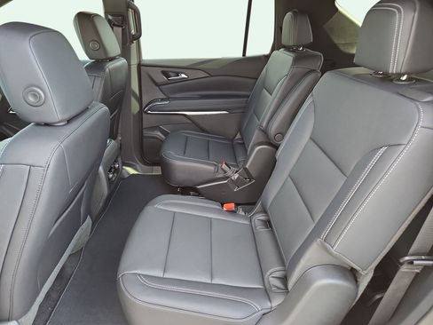 New 2026 Chevrolet Traverse LT w/ Driver Confidence Package image 18