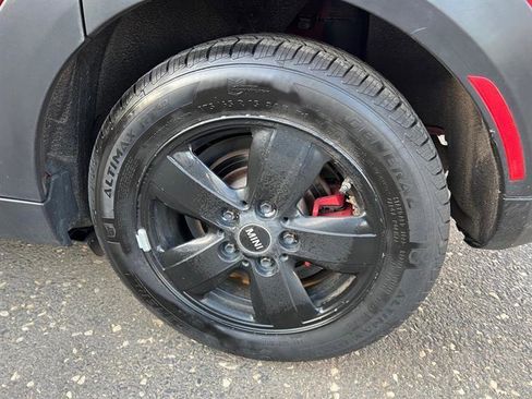 Used 2015 MINI Cooper 4-Door Hardtop image 23