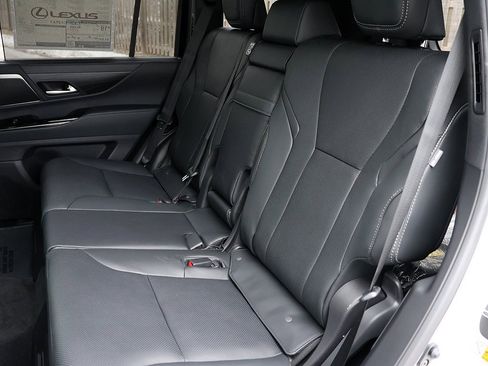 New 2026 Lexus LX 600 4WD w/ Premium Package image 13