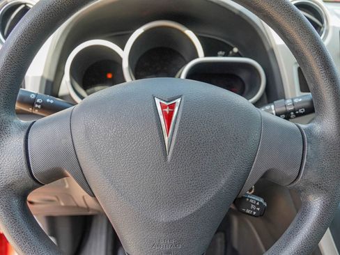 Used 2009 Pontiac Vibe w/ Preferred Package image 25