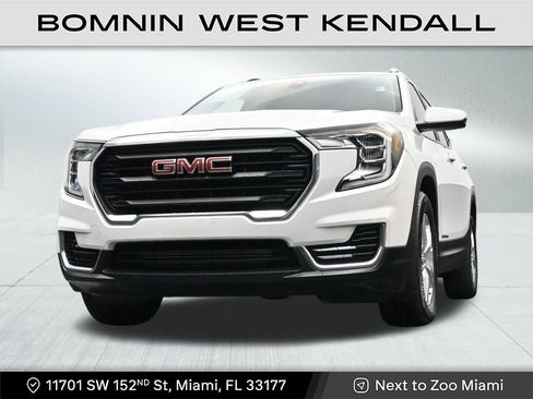 Used 2023 GMC Terrain SLE w/ Driver Convenience Package image 28