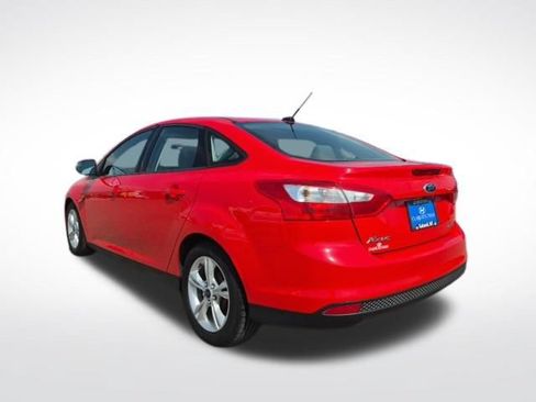 Used 2014 Ford Focus SE FWD image 7