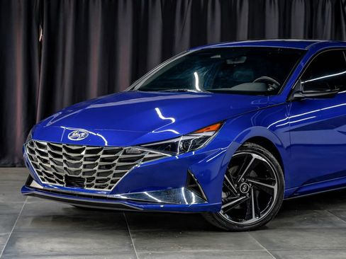 Used 2023 Hyundai Elantra N Line image 5