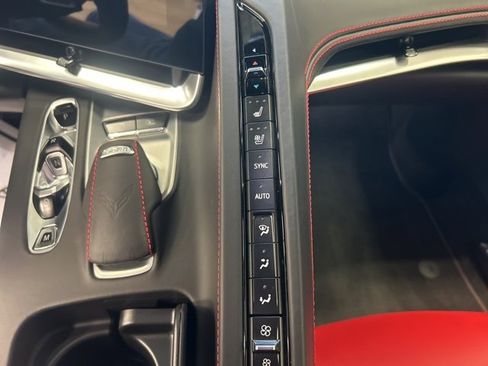 Used 2023 Chevrolet Corvette Stingray Premium Cpe w/ Z51 Performance Package image 21