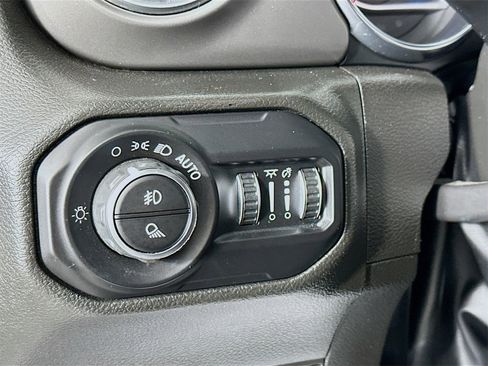 Used 2022 Jeep Gladiator Rubicon w/ LED Lighting Group image 10