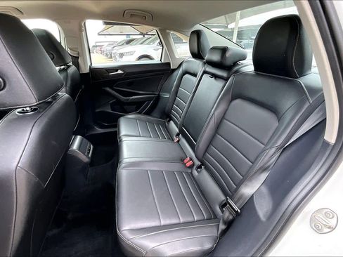 Used 2021 Volkswagen Jetta R-Line FWD image 20