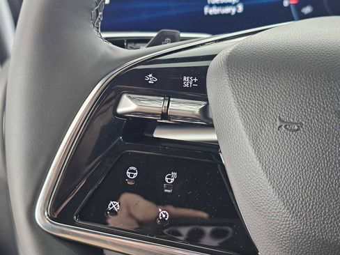 New 2026 Cadillac Lyriq Luxury RWD image 27