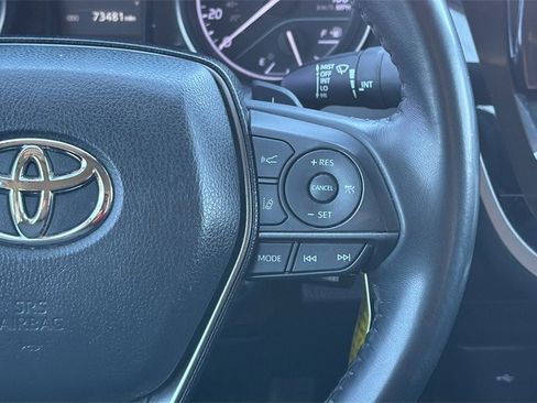 Used 2023 Toyota Camry SE image 19