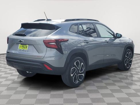 New 2026 Chevrolet Trax RS w/ Driver Confidence Package FWD image 4