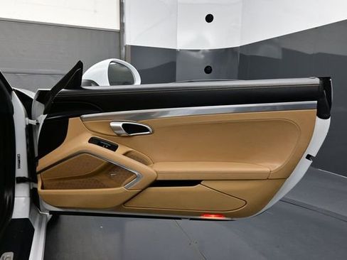 Certified 2019 Porsche 911 Carrera S RWD image 16
