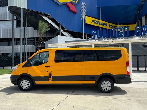 Used 2017 Ford Transit 250 148 Low Roof w/ Exterior Upgrade Package RWD image 2