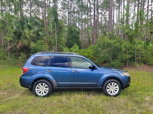 Used 2012 Subaru Forester 2.5X Premium AWD/4WD image 8