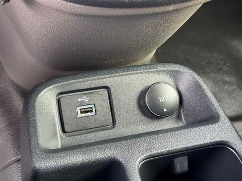 Used 2021 Ford Transit Connect XL FWD image 22