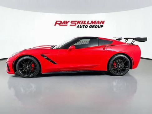 Used 2015 Chevrolet Corvette Stingray Coupe RWD image 4