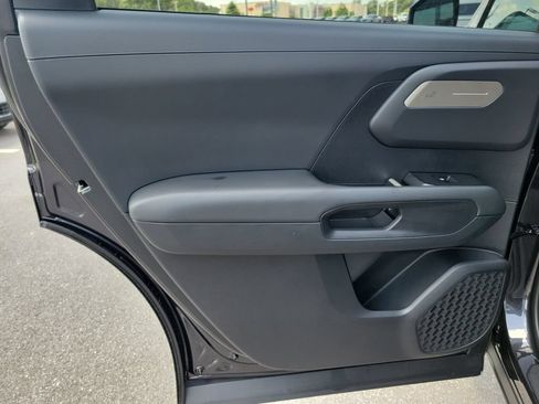 New 2027 Kia Telluride S w/ Towing Package FWD image 25