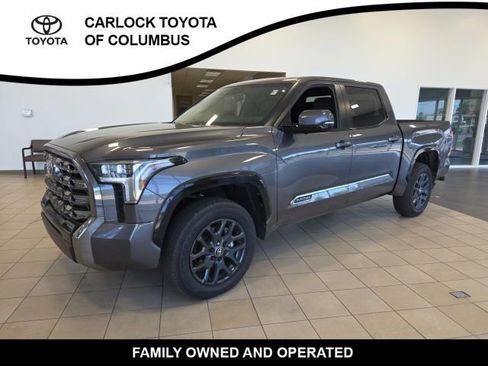 Used 2025 Toyota Tundra Platinum AWD/4WD image 3