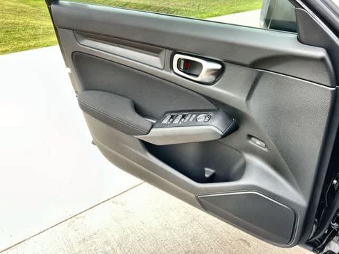 Used 2026 Honda Civic LX image 30