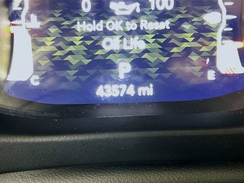 Used 2022 Jeep Gladiator Overland w/ Popular Equipment Package image 12