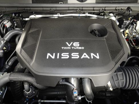 New 2025 Nissan Armada Platinum Reserve w/ Convenience Package image 12