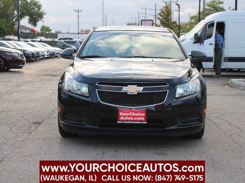 Used 2012 Chevrolet Cruze LS image 2
