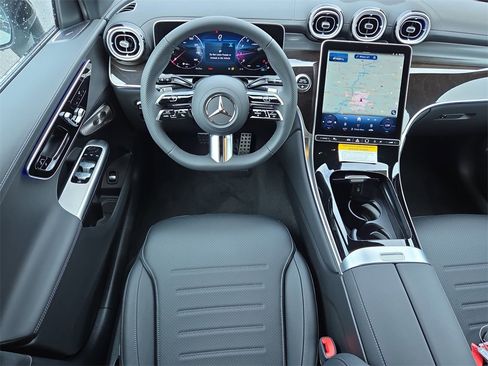 Certified 2026 Mercedes-Benz GLC 300 4MATIC image 13