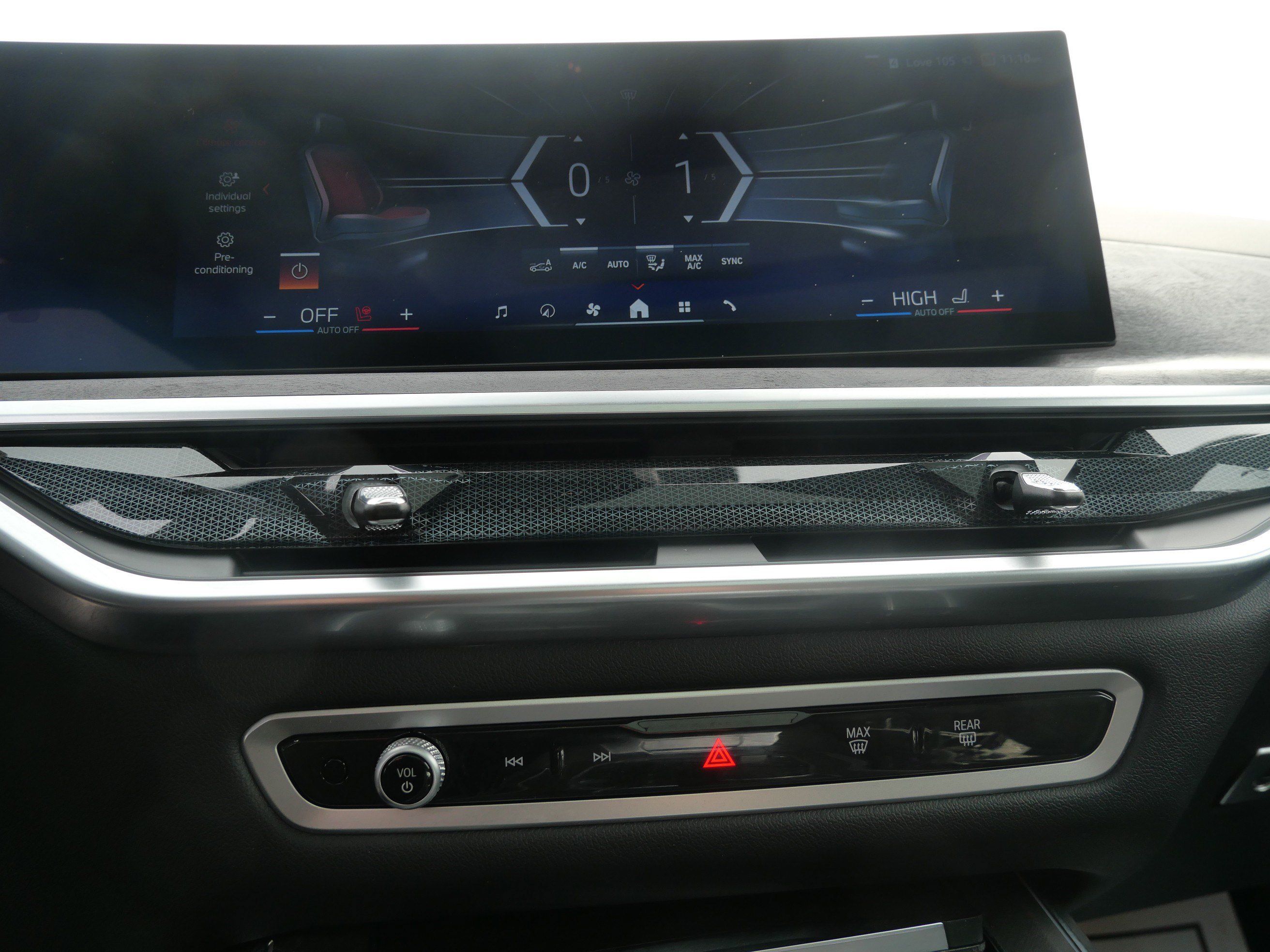 Certified 2026 BMW X7 xDrive40i AWD/4WD image 29