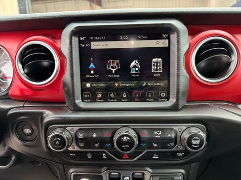 Used 2023 Jeep Gladiator Rubicon w/ LED Lighting Group image 31