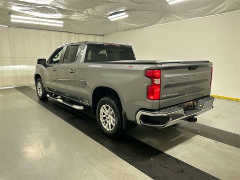 Used 2020 Chevrolet Silverado 1500 LT w/ Convenience Package image 7
