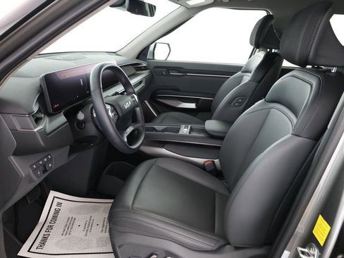 Used 2024 Kia EV9 Light Long Range image 19